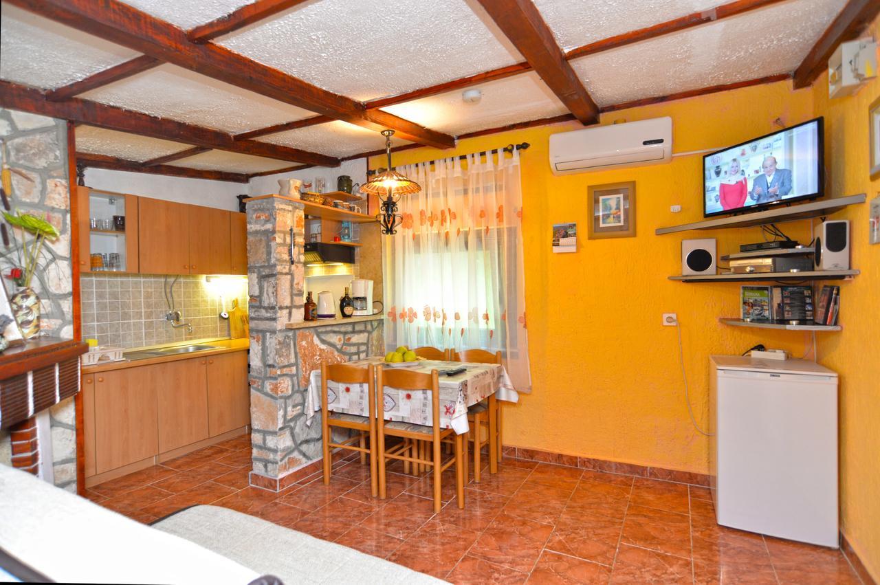 Apartments Predrag 498 梅杜林 外观 照片