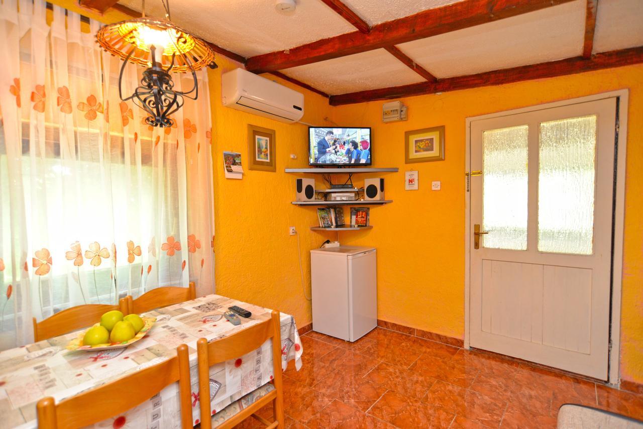 Apartments Predrag 498 梅杜林 外观 照片
