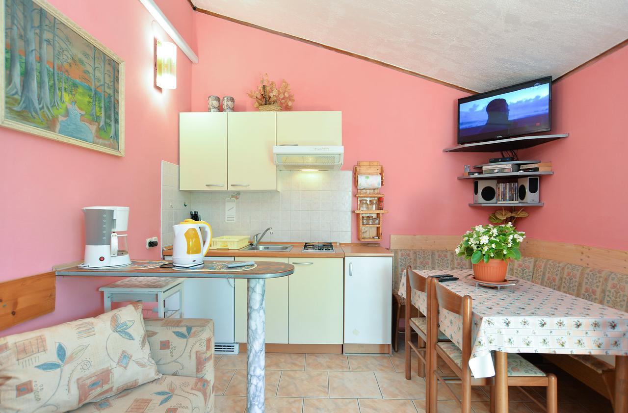Apartments Predrag 498 梅杜林 外观 照片